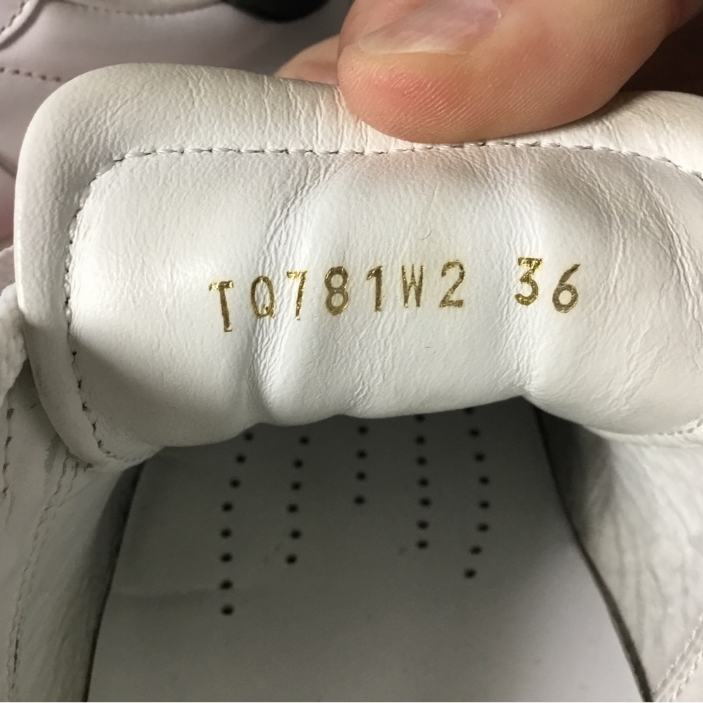 Valentino Garavani White Leather Sneakers with Gold Stamp - Picture 8 of 10